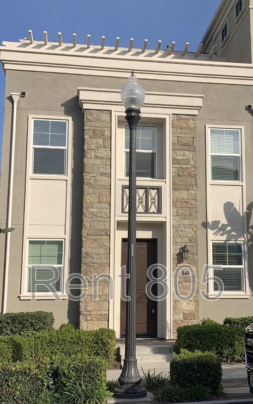 Building Photo - 561 Winchester Dr