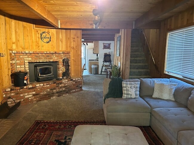 Photo - 272 Imperial Ave