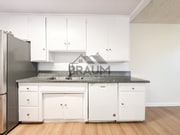 Photo - 6041 Whitsett Ave Unit 201