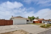 Photo - 3907 Genine Dr House
