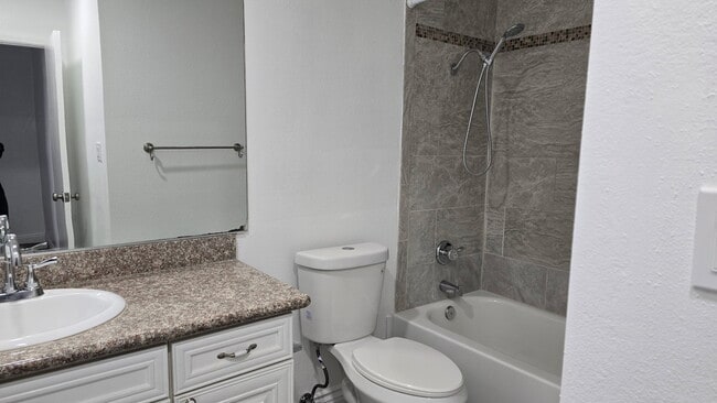 Photo - 2255 Cahuilla St Unit 28