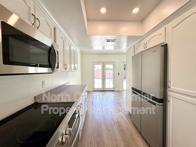 Photo - 2995 Lexington Cir