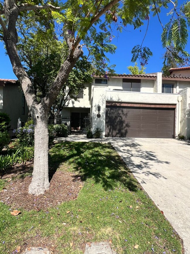 Thousand Oaks - 3 bedroom, 2.5 bath in the... - Thousand Oaks - 3 bedroom, 2.5 bath in the... House