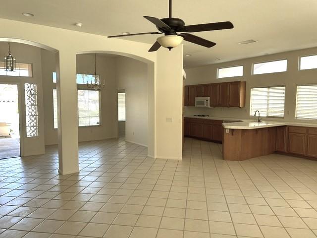Photo - 1776 Cashew Tree St