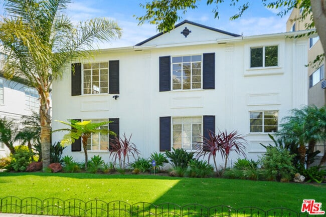 Building Photo - 474 S Roxbury Dr Rental