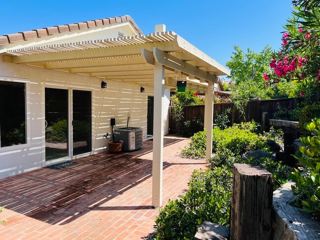 Photo - 15853 Windrose Way