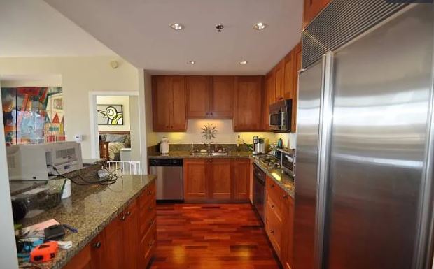 Photo - 700 W Harbor Dr