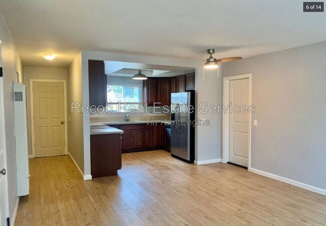 Photo - 148 Terracina Way