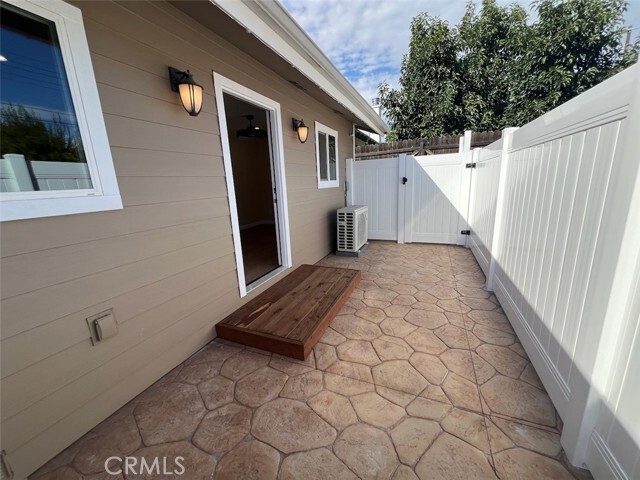 Photo - 10908 Canby Ave