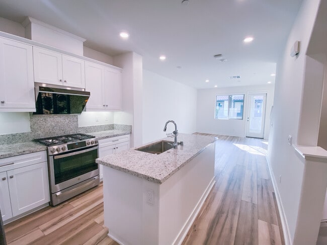 Photo - 2623 Glamis Ct