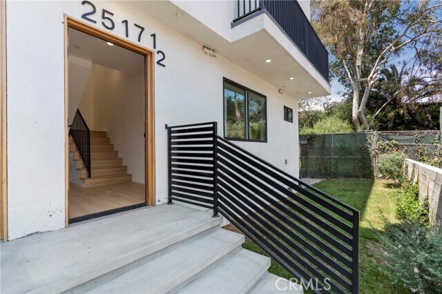 Photo - 2517 Alsace Ave