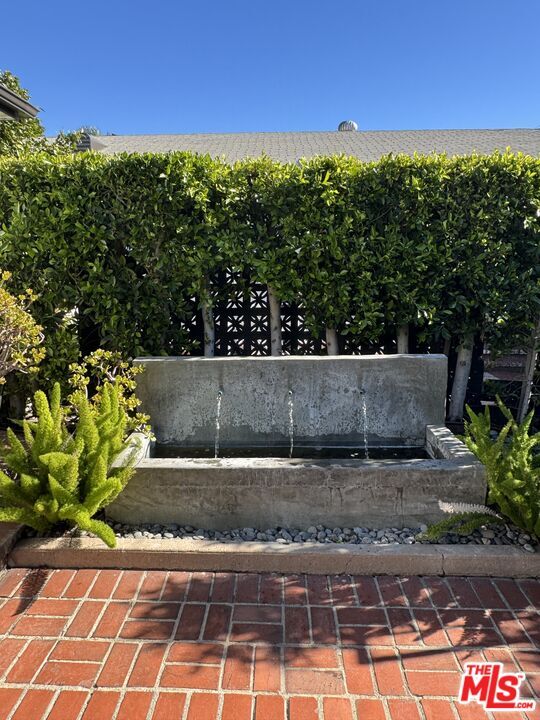 Photo - 1128 N Crescent Heights Blvd