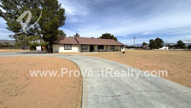 Photo - 14945 Flathead Rd