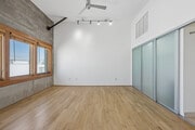 1BR, 1BA - 1000SF - Bedroom - Venice Beach Art Lofts