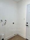 Photo - 610 E Newlove Dr