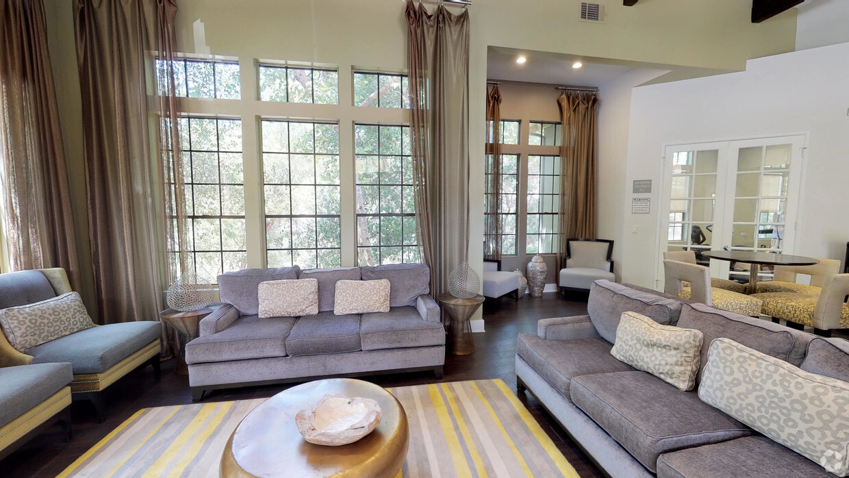 3D Tour - Westcreek Apartments