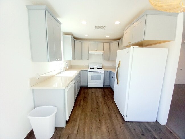 Photo - Fantastic Rental Opportunity in South Josh...