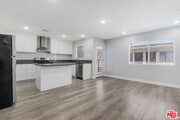 Photo - 12000 Runnymede St Unit 1