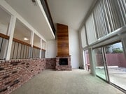 Photo - 2506 Levante St