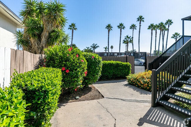 Courtyard - Terre at E Park