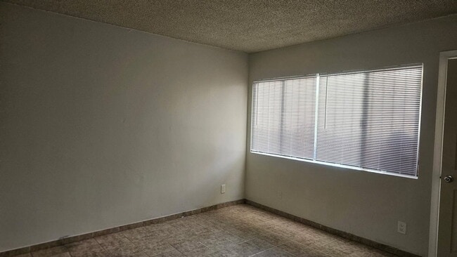 Photo - 6809 Baird Ave Unit 16