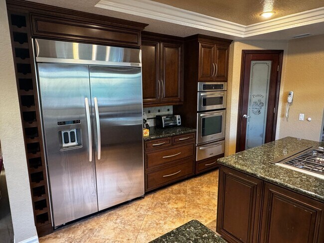 Photo - Custom Estate