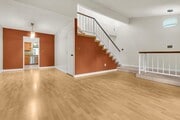 Photo - 1428 Camelot Dr