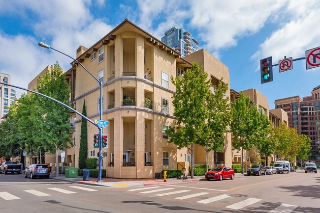 Building Photo - 301 W G St Unit 314