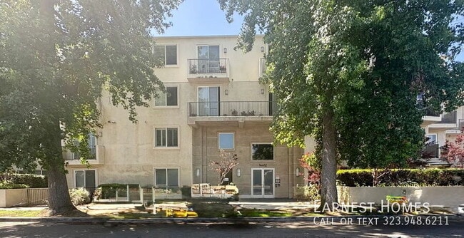 Building Photo - 14412 Killion St Unit 401