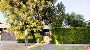 Photo - 122 N Wilton Pl