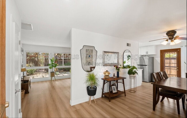 Photo - 1723 Ramon St