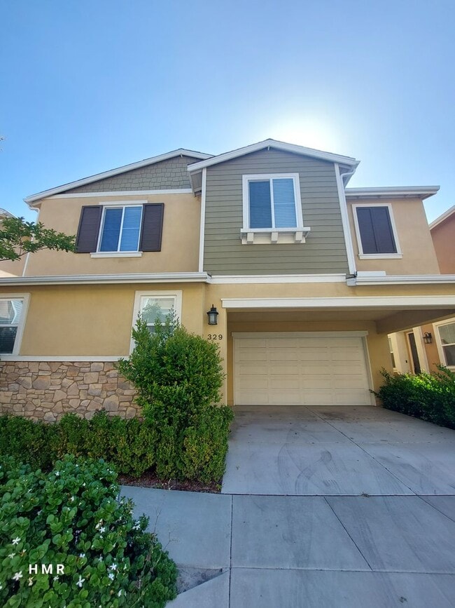 Charming 4 bed 2.5 bath in Anaheim! MUST S... - Charming 4 bed 2.5 bath in Anaheim! MUST S... House