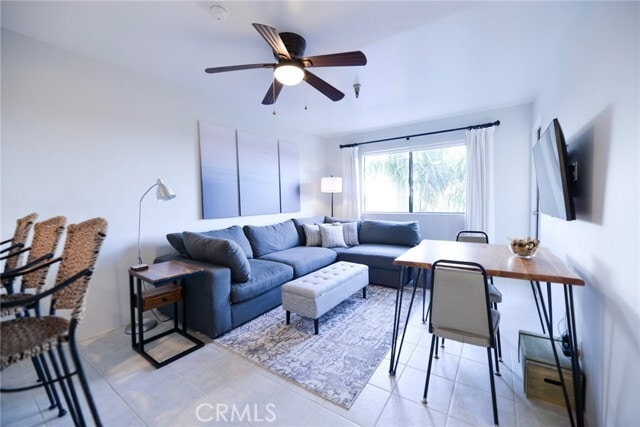 Building Photo - 3830 Avenida Del Presidente Unit 45