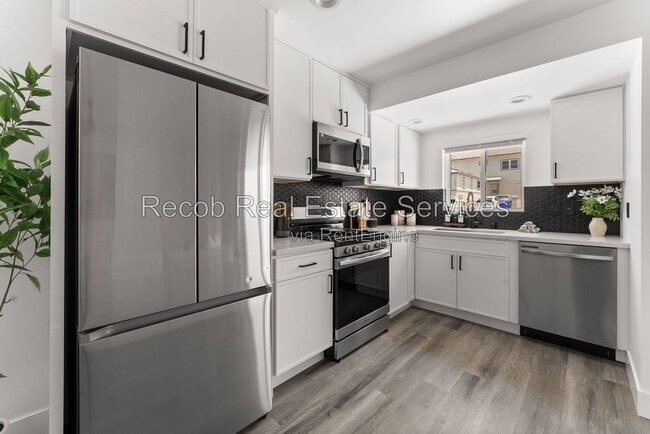 Photo - 2722 Nye St Unit 1