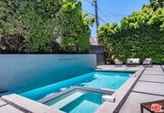 Photo - 201 S Bedford Dr House