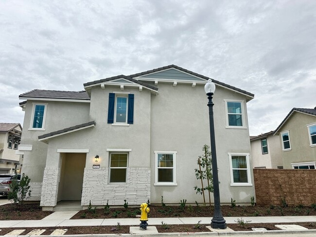 Photo - Brand-New Modern Home in Ontario – Solar Included!