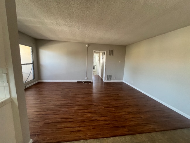 Photo - 3945 W 8th St Unit 10