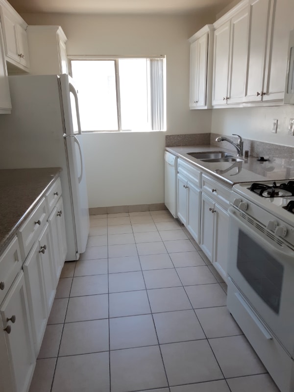 Photo - 4450 Murietta Ave Unit 18