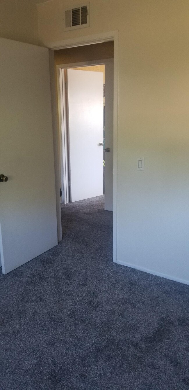 Building Photo - 1505 E Van Bibber Ave Rental
