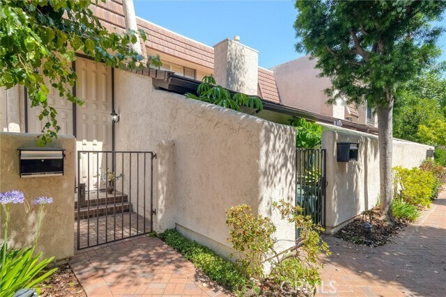 Photo - 22285 Erwin St Townhome