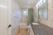 Photo - Burnham Express House