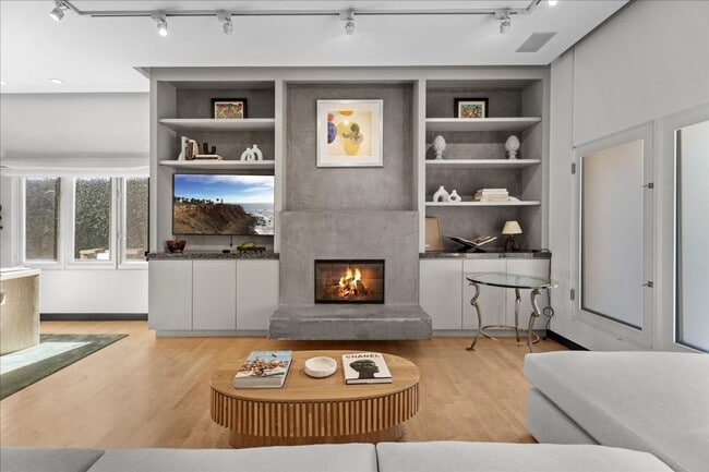 Photo - Modern 2BR Architectural + Rooftop in Prim...