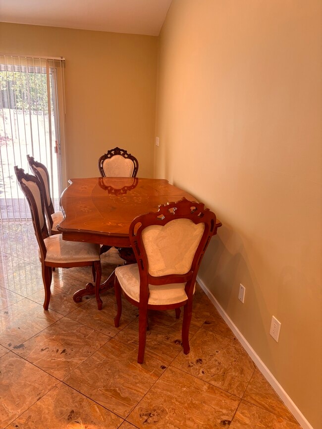 Photo - 24301 Bessemer St