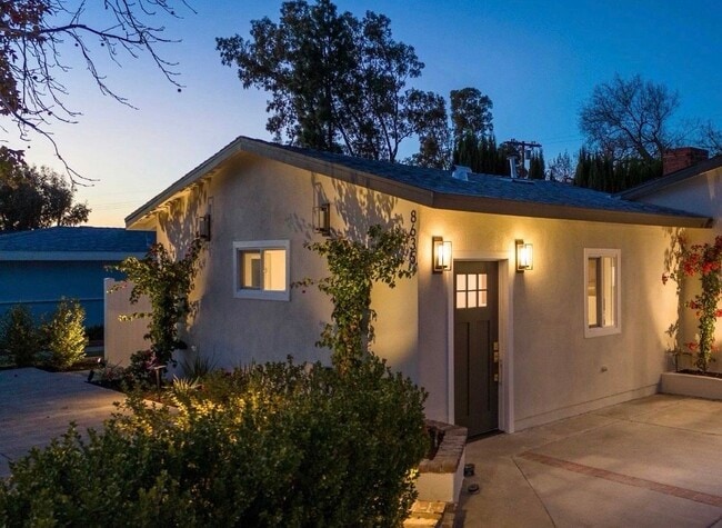 Photo - 8635 Le Berthon St