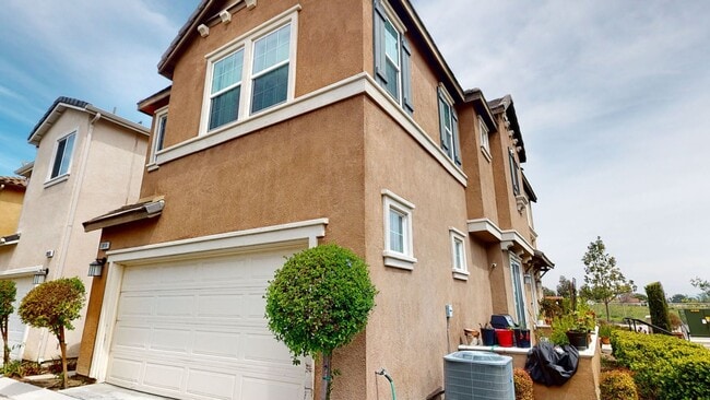 Photo - Beautiful 3 bedroom in Eastvale!