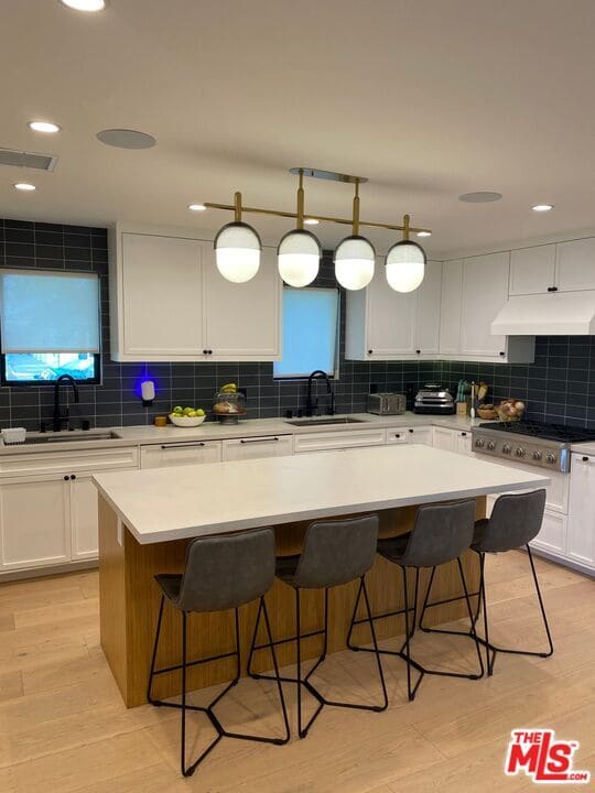 Photo - 1630 Reeves St