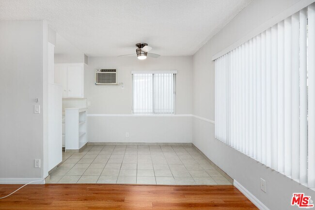 Photo - 1023 Laurel Ave Unit 2