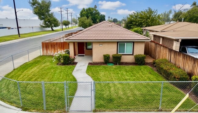 Building Photo - 7695 Freda Ave