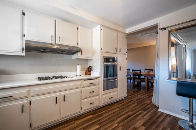 Photo - Furnished 4BR Oceanside Retreat w/ Pool Table, Home Gym & Utilities Included