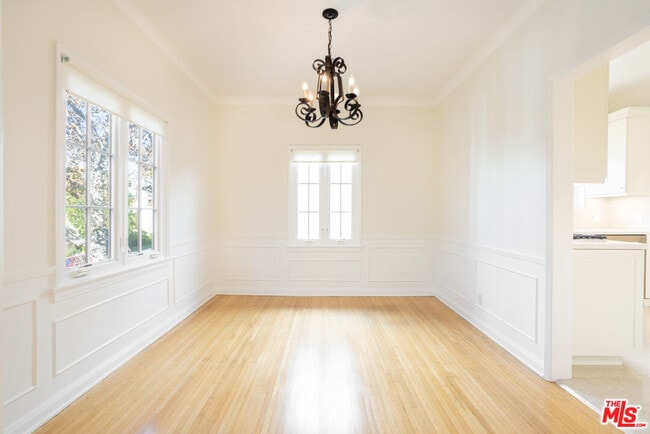 Photo - 442 S Maple Dr